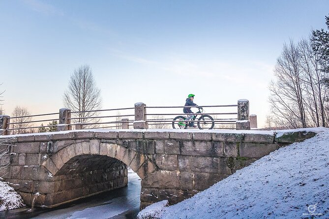 2h Winter Bike Tour - Riversides of Rovaniemi - Gear Included (And Why It Changes the Whole Experience)