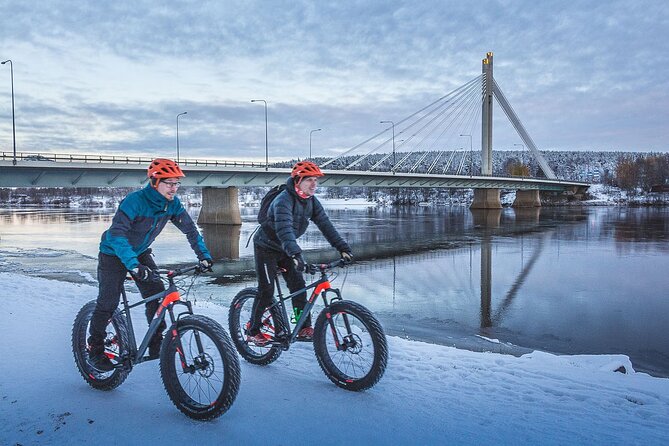 2h Winter Bike Tour - Riversides of Rovaniemi - Stop 1: Roll Outdoors Garage to Warm-Up Momentum
