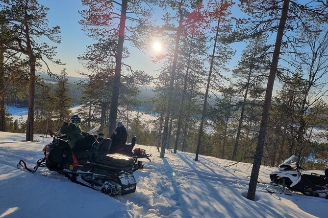 3 Days Raid Snowmobile in Finnish Lapland - Day three back on snow: another full snowmobiling day from Rovaniemi