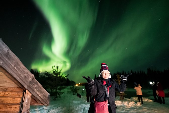 Arctic lake Aurora Hunt, in a cozy Lappish Tipi - What the Evening Feels Like With a Max of 15 People