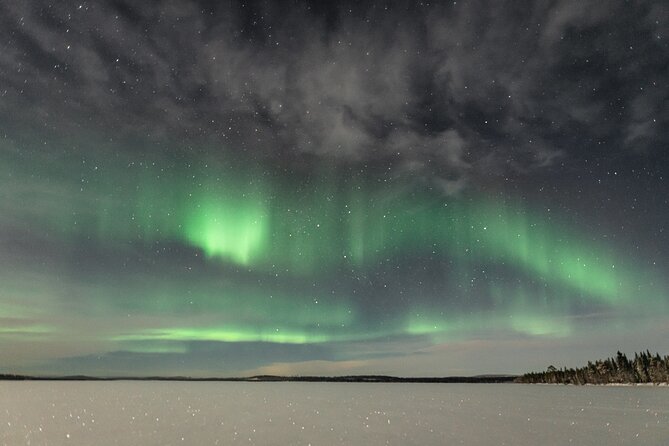Aurora Hunting Photo Tour from Rovaniemi with Pickup - Photo help that doesn’t ignore the hunt