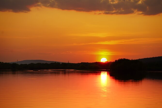 Canoe Tour under the Midnight Sun & Sunset from Rovaniemi - The Midnight Sun Colors and Why the River Feels So Peaceful