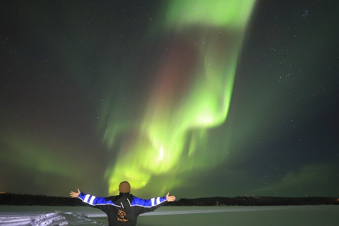 Chasing Aurora with Photographer - Small Group - Logistics that matter: pickup, meeting point, and timing