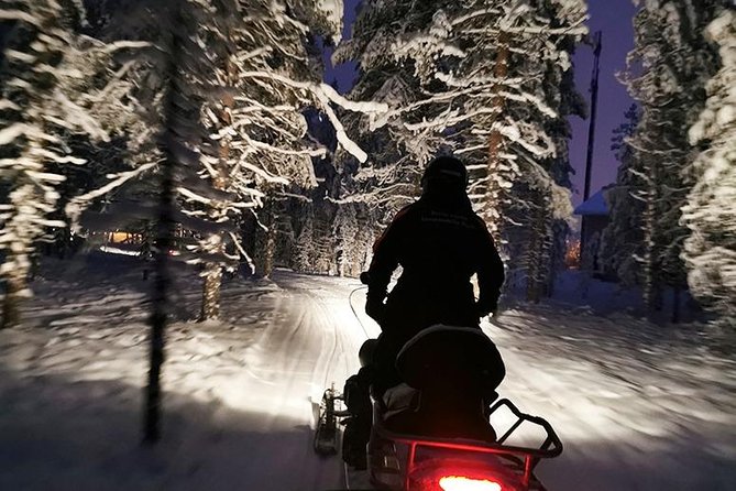 Evening Snowmobile Safari in Rovaniemi - Evening snowmobile safari: why night is the best time in Rovaniemi