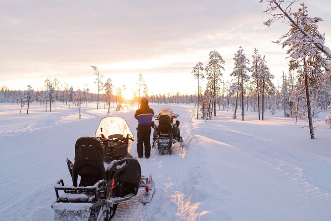 Evening Snowmobile Safari in Rovaniemi - Arctic Circle Snowmobile Park start: the gear-and-briefing moment