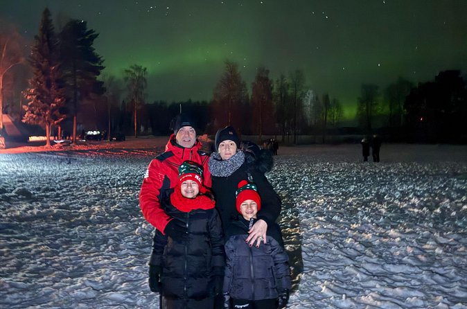 FAMILY FRIENDLY Aurora tour by minivan - Price and value: $544.22 per group, up to 8