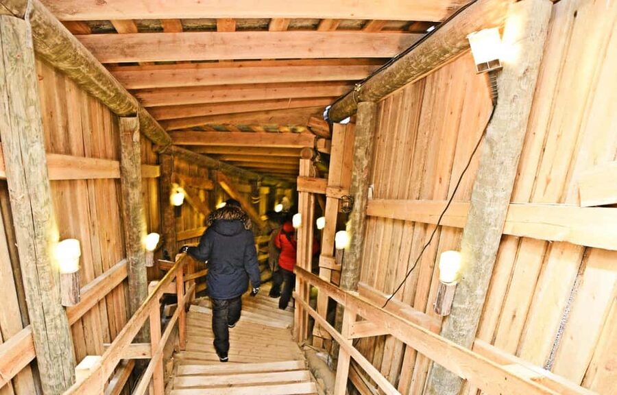 From Rovaniemi: EXCURSION TO THE AMETHYST MINE IN LUOSTO - Digging your own lucky amethyst: fun, but manage expectations