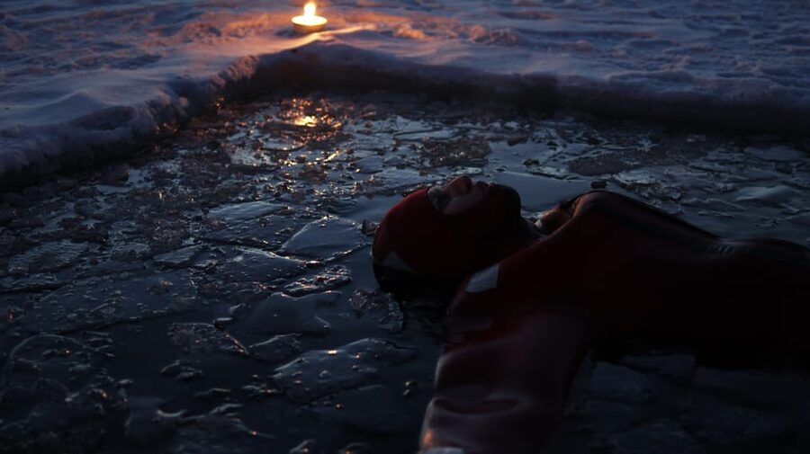 From Rovaniemi: Ice Floating under Aurora Borealis - Should you book ice floating under the auroras from Rovaniemi?