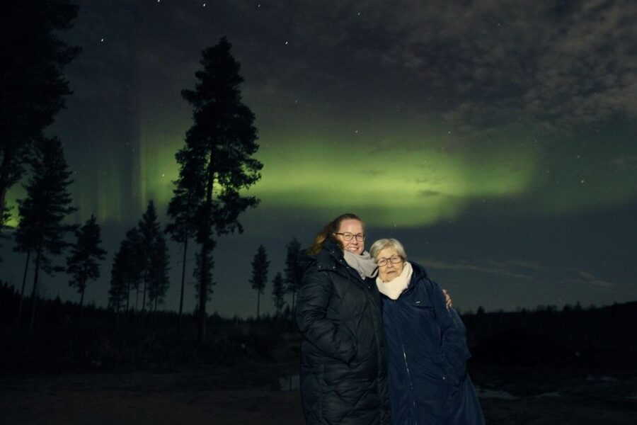 From Rovaniemi: Northern Lights Chase with BBQ and Photos - Should You Book This Northern Lights Tour?
