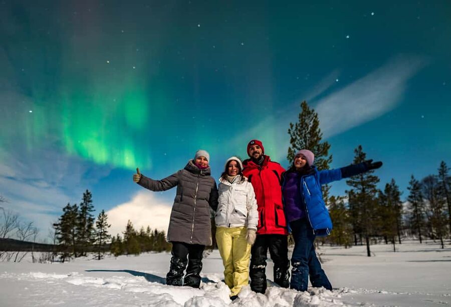 From Rovaniemi: Northern Lights Van Tour with Photos - Should You Book This Northern Lights Van Tour?