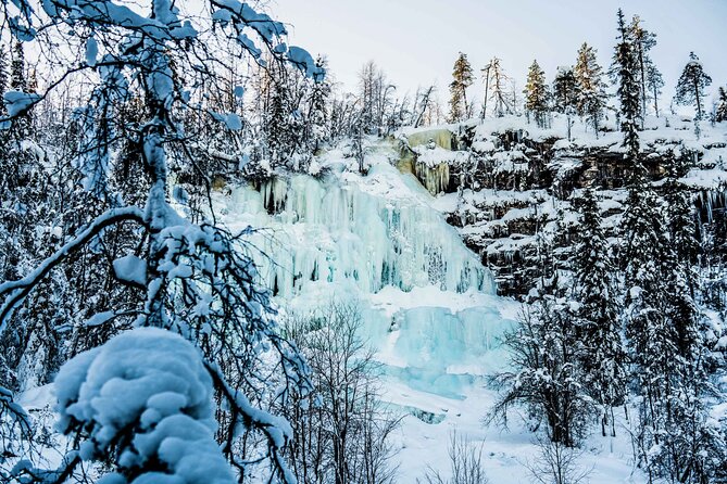 Frozen Waterfalls of Korouoma Canyon tour with Pro Photos & BBQ - Why Korouoma Canyon Falls Feel Different in Winter