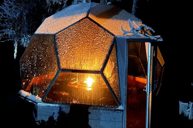 Glass Igloo Campfire Dinner under Northern Lights - Northern lights expectations: weather matters more than hope