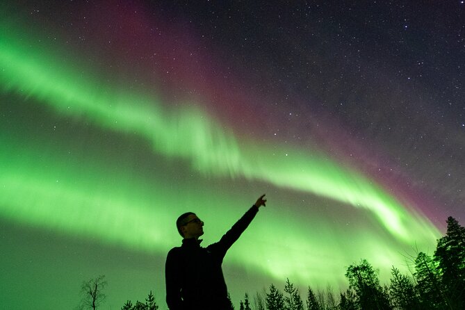 Go on a Northern Lights Photography Tour - Small Group by minivan - Who this Northern Lights photo tour fits best