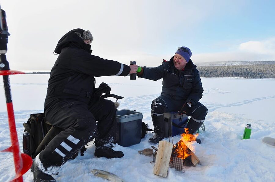 Ice fishing program in Lapland - Palojärvi on Frozen Lake: The Ice Fishing Core