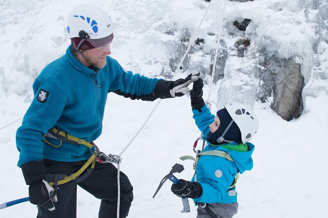 Kid’s Ice Climbing Adventure in Pyhä-Luosto, Finland - Stop 1: Camp Kitchen & Bar Pyhätunturi Check-In and Setup