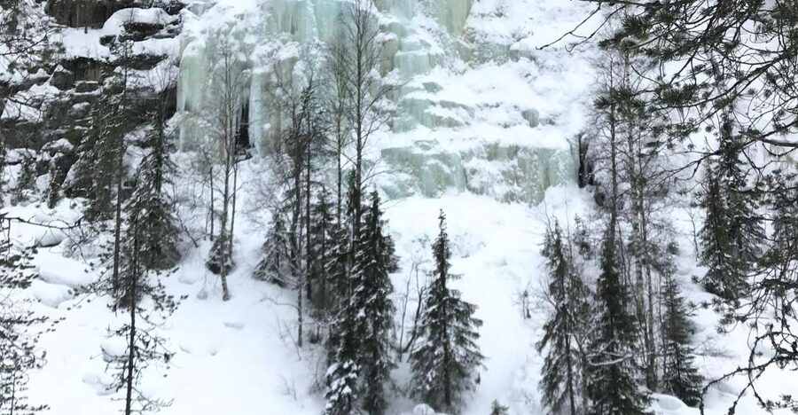 Korouoma Canyon and Frozen Waterfalls - Korouoma Canyon and Frozen Waterfalls: what you’re really seeing