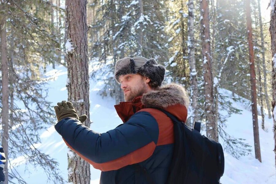 Korouoma Canyon Frozen Waterfalls Hike & Private Teepee BBQ - Who this trip suits: and who should skip Korouoma’s icy trails