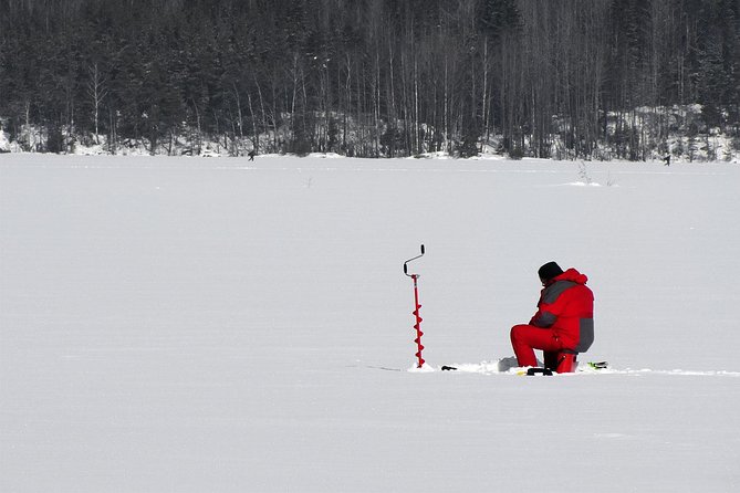 Lakeside Sauna Trip with Ice Fishing and Ice Swimming - Why this Rovaniemi trip feels different than a standard tour
