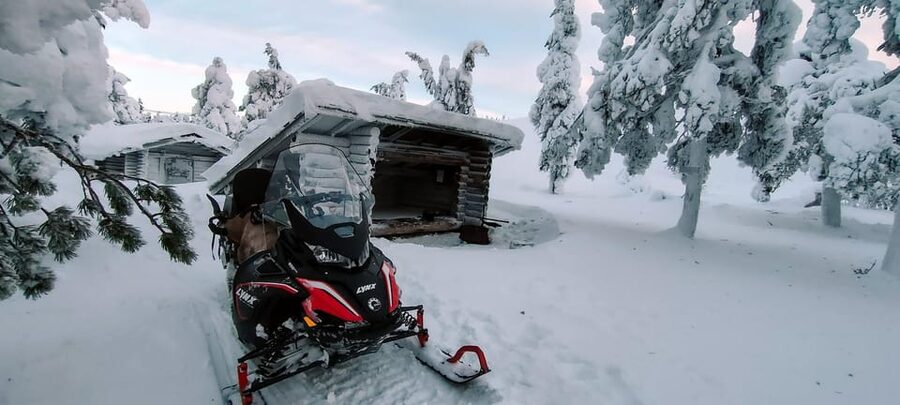 Lapland: Private Snowmobile Safari with arctic Local Guide - How the snowmobile route is tailored to beginners and seasoned riders