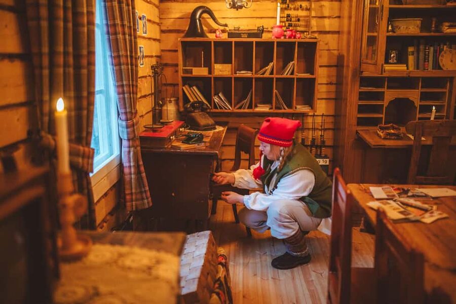 Magical Private Santa Visit, Reindeer Ride & Elf Workshops - Your private Santa audience on Apukka Resort’s lands