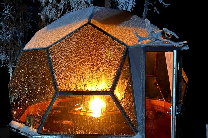 Northern Lights dinner in a Glass Igloo - Why a glass igloo dinner is such a smart Aurora plan