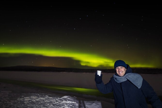 Northern lights hunting photo tour with bbq; small groups - Aurora chasing: your best chances and what to do if clouds win