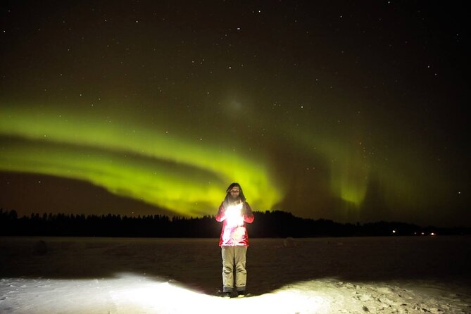 Northern lights hunting photo tour with bbq; small groups - Guides who tell stories, not just facts