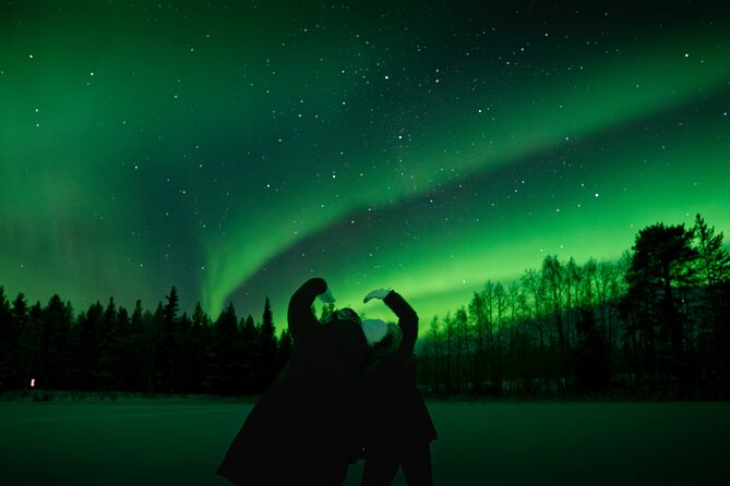 Northern Lights Photography Tour - Group size and the December crowd: when “small” still means company