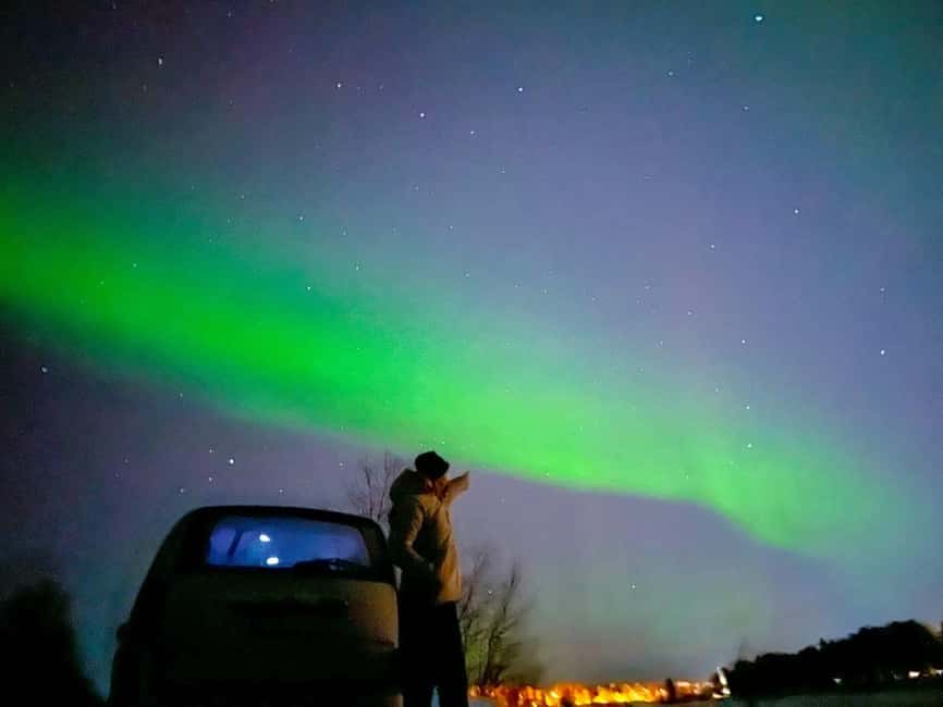 Northern lights private tour Rovaniemi - Warm Drinks, Cookies, and Why Comfort Changes the Night