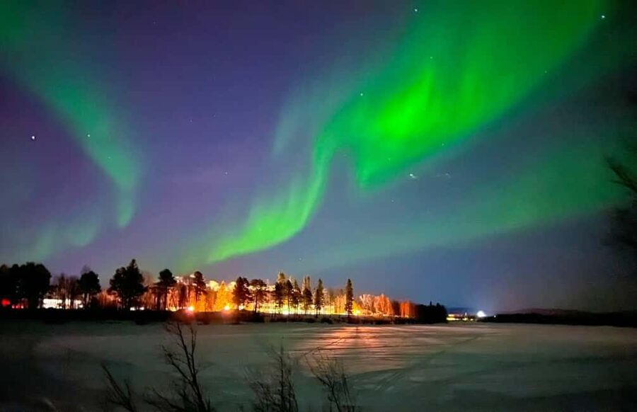 Northern lights private tour Rovaniemi - Northern Lights Odds: Weather, Solar Activity, and “Chasing Clouds” Tactics