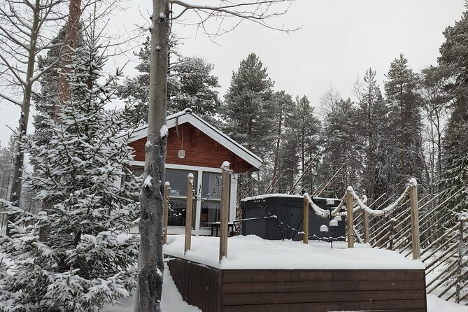 Private tour: Lappish evening (sauna, jacuzzi and dinner) - Service, Host Energy, and Photo Moments Under the Northern Lights