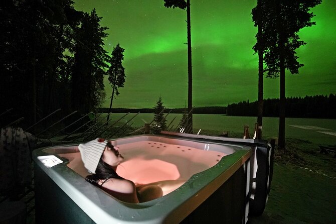Private tour: Lappish evening (sauna, jacuzzi and dinner) - Rovaniemi Pickup and the Drive to Langonlampi Lake