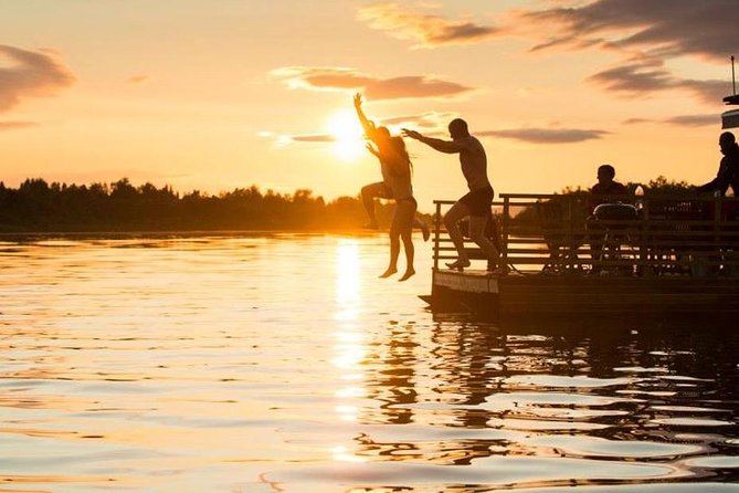 Private Traditional Lakeside Sauna with Midnight Sun - Key highlights to know before you go