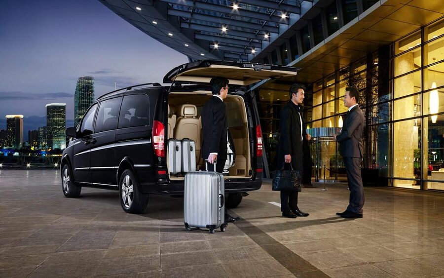 Private Transfer Rovaniemi - Kiruna - Pickup and Drop-Off: The Door-to-Door Advantage