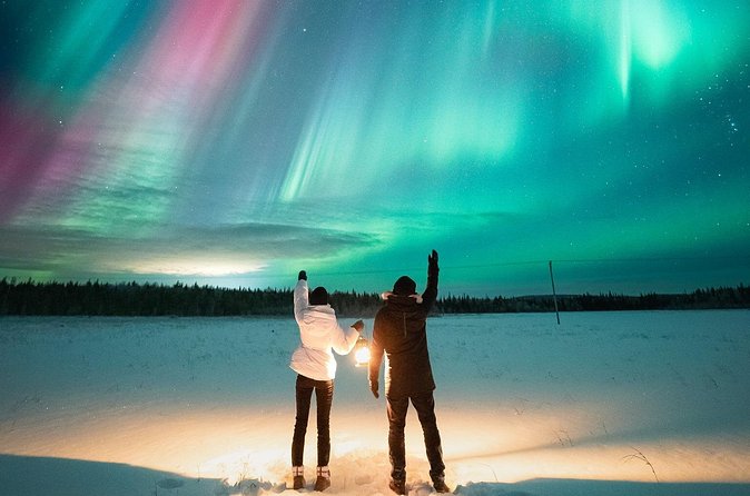 Pyhä-Luosto Northern Lights Adventure with Aurora Viewing - Northern Lights on Camera vs Naked Eye: Set Your Expectations