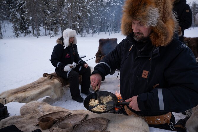 Ranua Lupland Activity Park Entry with Reindeer Experience - Sauna and ice bath: warm-up vs. go-for-it
