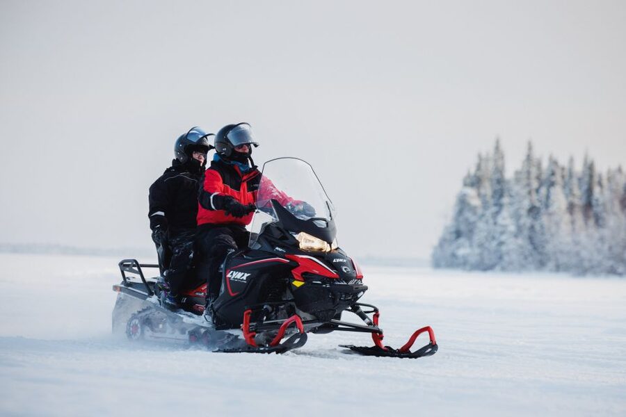 Rovaniemi: 3-Hour Snowmobile Safari in Lapland - When Conditions Change: Warm Days and Snowmobile Troubles