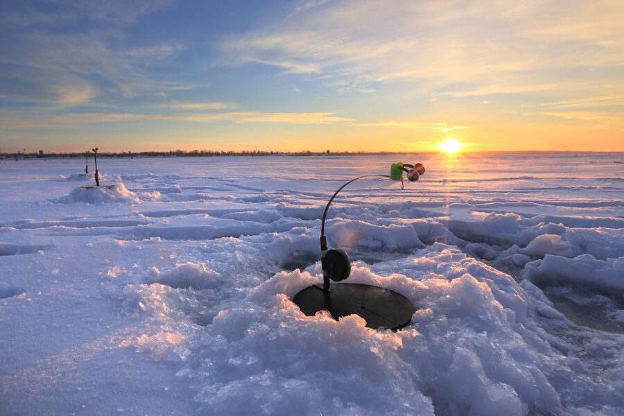 Rovaniemi: Arctic Circle Ice Fishing Experience - Price and value for $104 per person