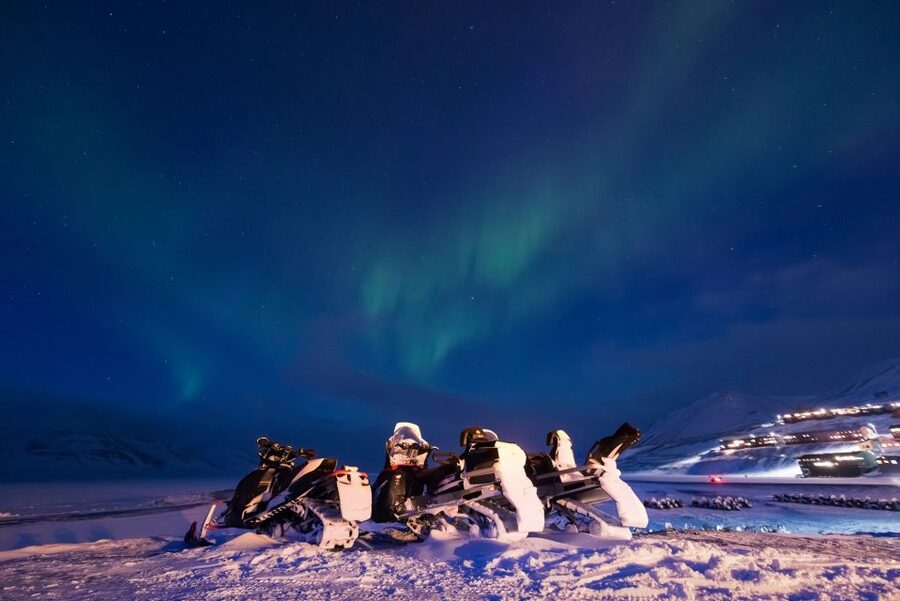 Rovaniemi: Aurora Borealis Snowmobile Safari with Campfire - The Snowmobile Ride: About 2 Hours of Night Through Snow, Forest, and Frozen Water