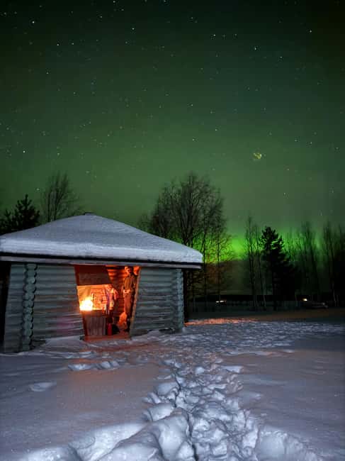 Rovaniemi: Aurora hunting and a fireside BBQ experience - Pickup in Rovaniemi: convenient, but know the city-center rule