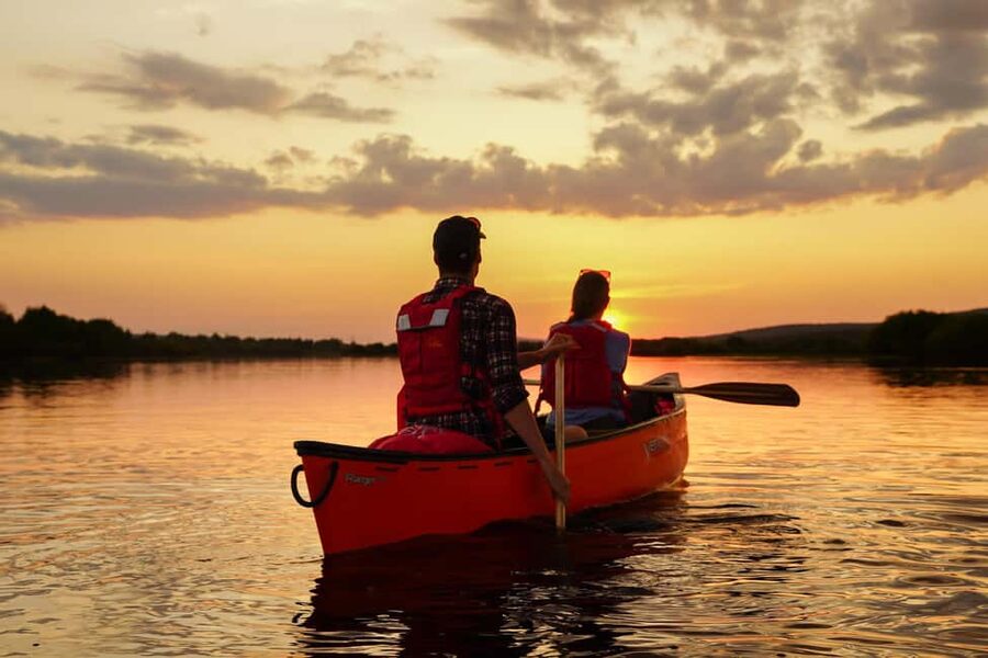 Rovaniemi: Canoe Trip under the Midnight Sun - Why a canoe makes the midnight sun feel real
