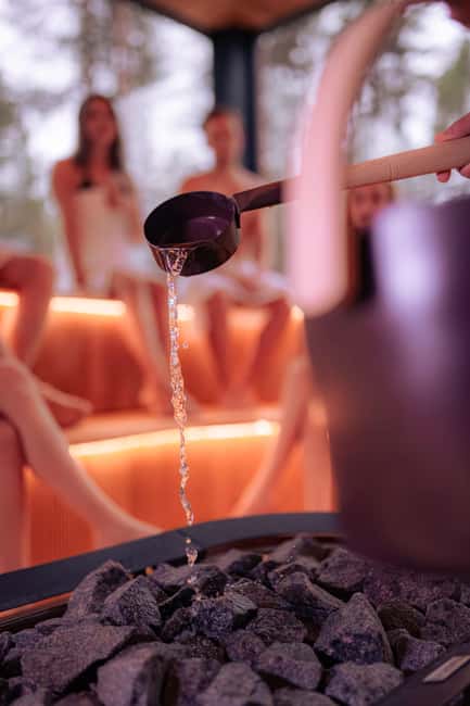 Rovaniemi: Daylight Forest spa,outdoor hot tubs and lunch - Outdoor hot tubs: warmth, snow air, and the shared-spa reality
