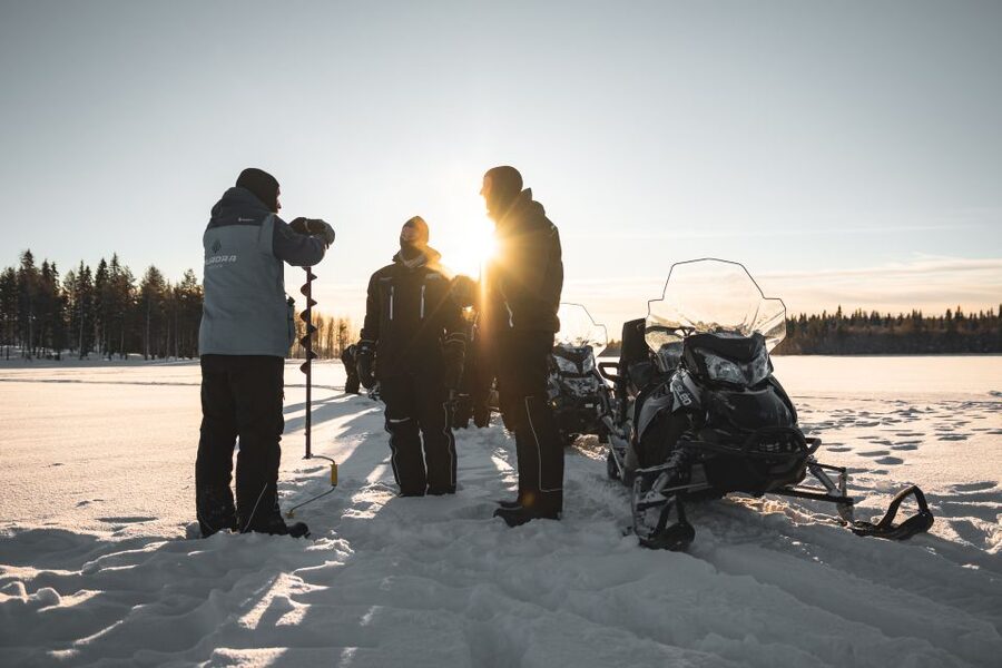 Rovaniemi: Electric Snowmobile Safari Tour with Ice Fishing - Ice Fishing the Hands-On Way: Drilling the Hole and Tempting Fish