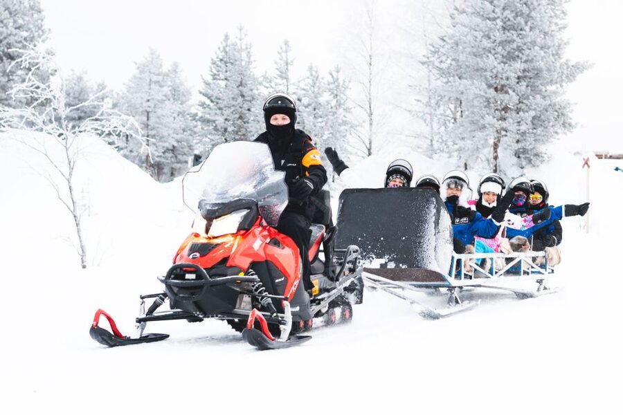 Rovaniemi: Family Snowmobile Safari with Campfire and Snacks - Campfire BBQ in the snow: warm food that actually hits the spot