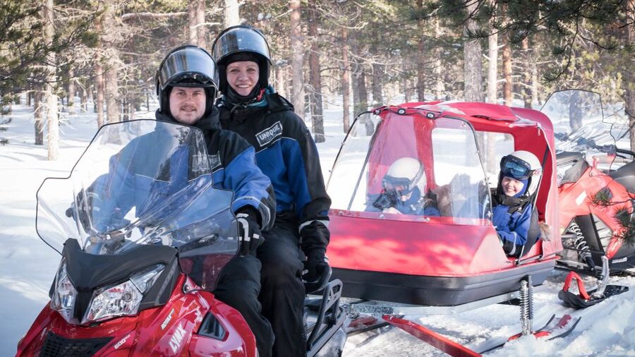Rovaniemi: Family Snowmobile Safari with Campfire and Snacks - Time on the snow: what 2 hours feels like for families