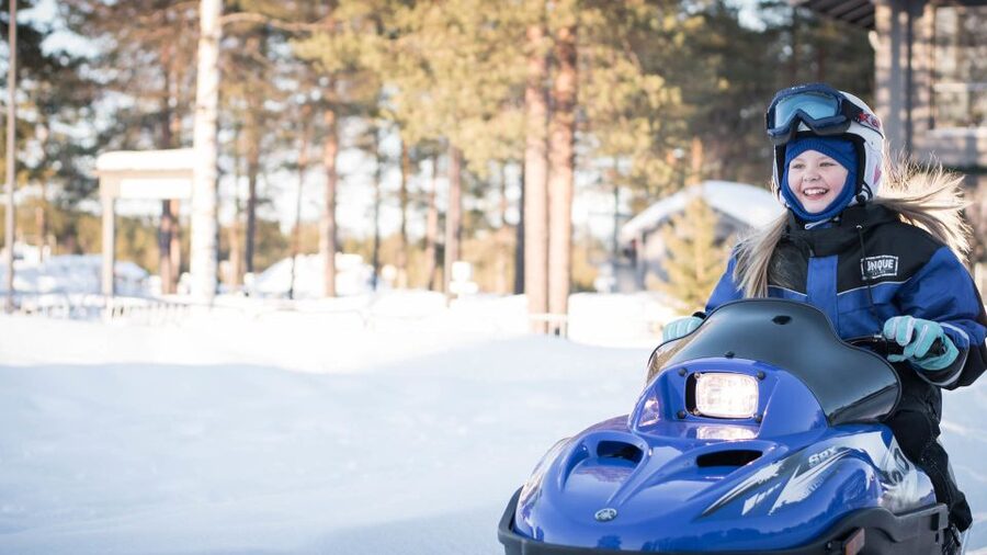 Rovaniemi: Family Snowmobile Safari with Campfire and Snacks - Pricing and value: is $187 per person worth it?