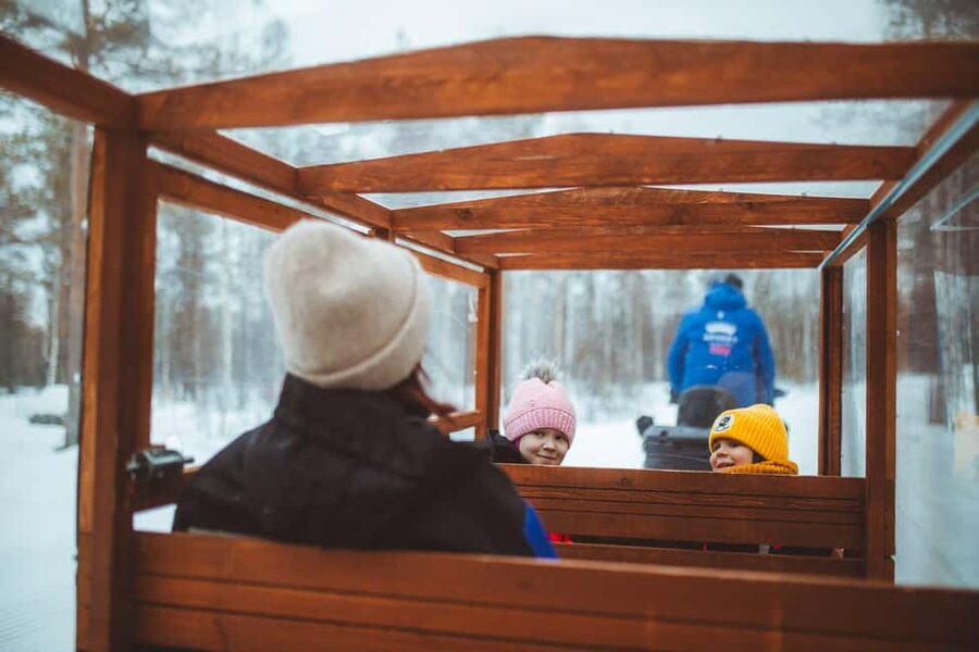 Rovaniemi: Family Snowmobiling Trip - Entering Lapland on Family Time at Apukka Resort