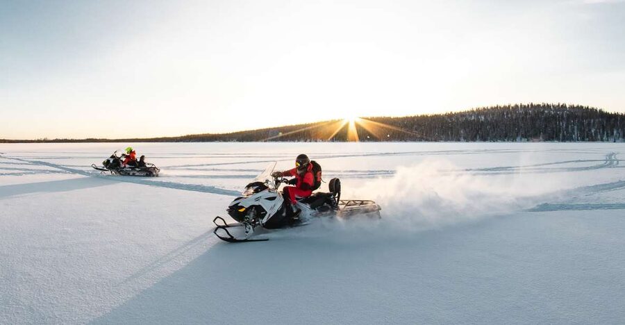 Rovaniemi: Full-Day Snowmobile Safari into the Wilderness - Learning the Snowmobile: Safety, Sharing, and Driver Rules