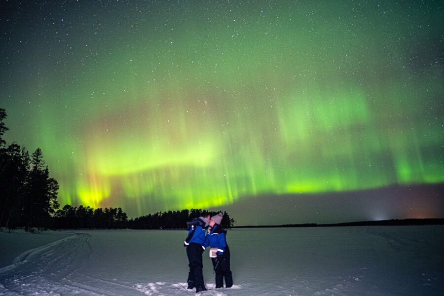 Rovaniemi: Guaranteed Ultimate Aurora Hunt with Photographer - Where You Might Go: Finland, Sweden, or Norway Conditions-First