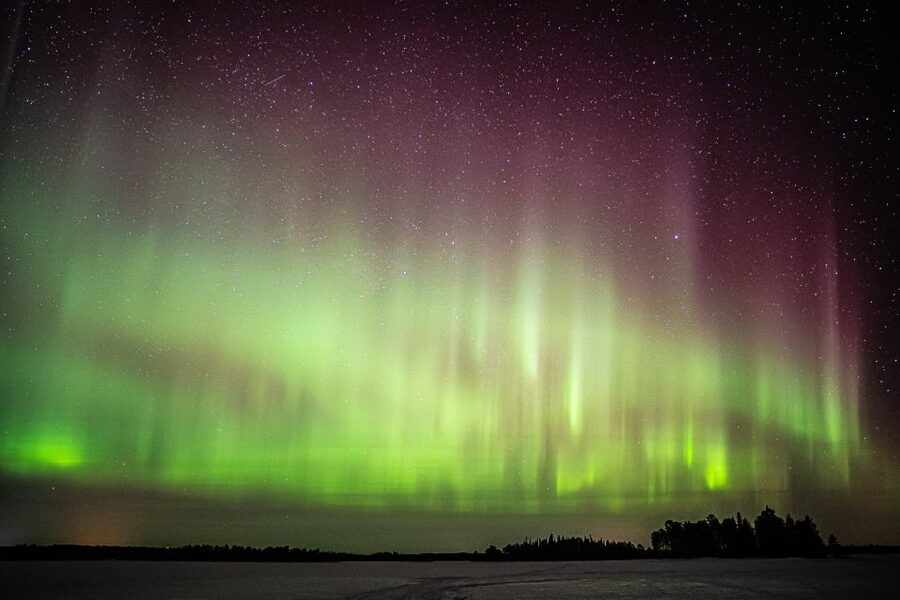 Rovaniemi: Guaranteed Ultimate Aurora Hunt with Photographer - Success Isn’t Guaranteed: Understanding the Mixed Reality